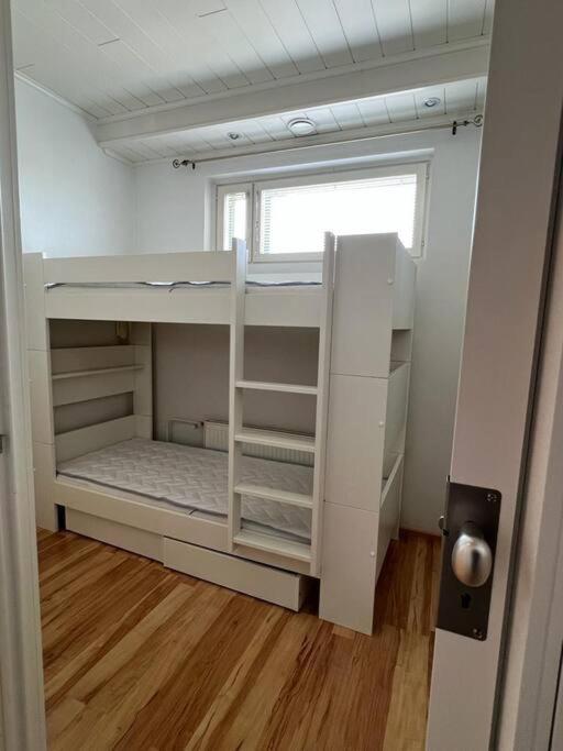 Spacious And Stylish Penthouse In Downtown Rovaniemi Exterior photo